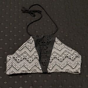 Black and White Geometric Juniors Bikini Top